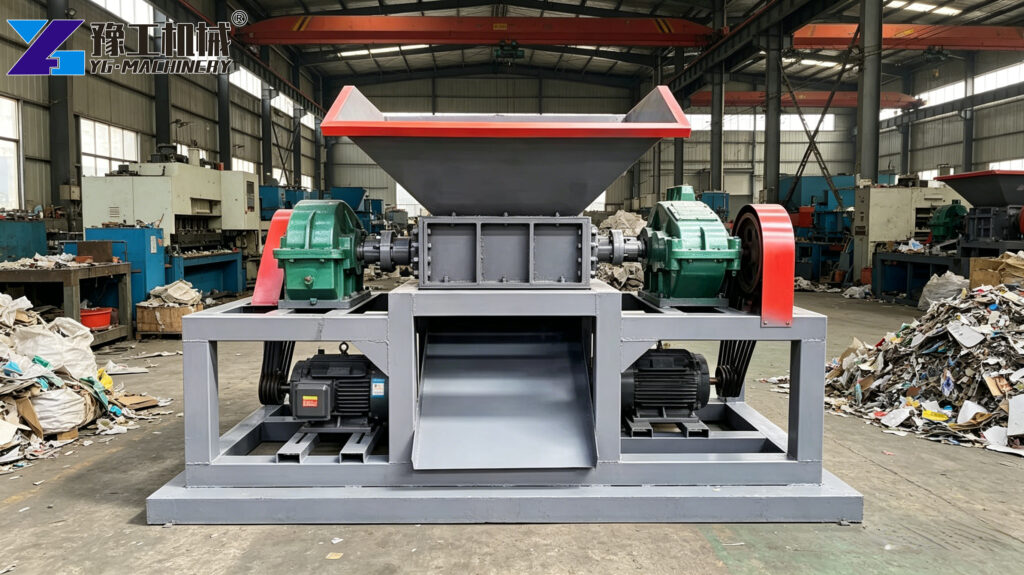rubber tire shredder machine cutting waste tires
