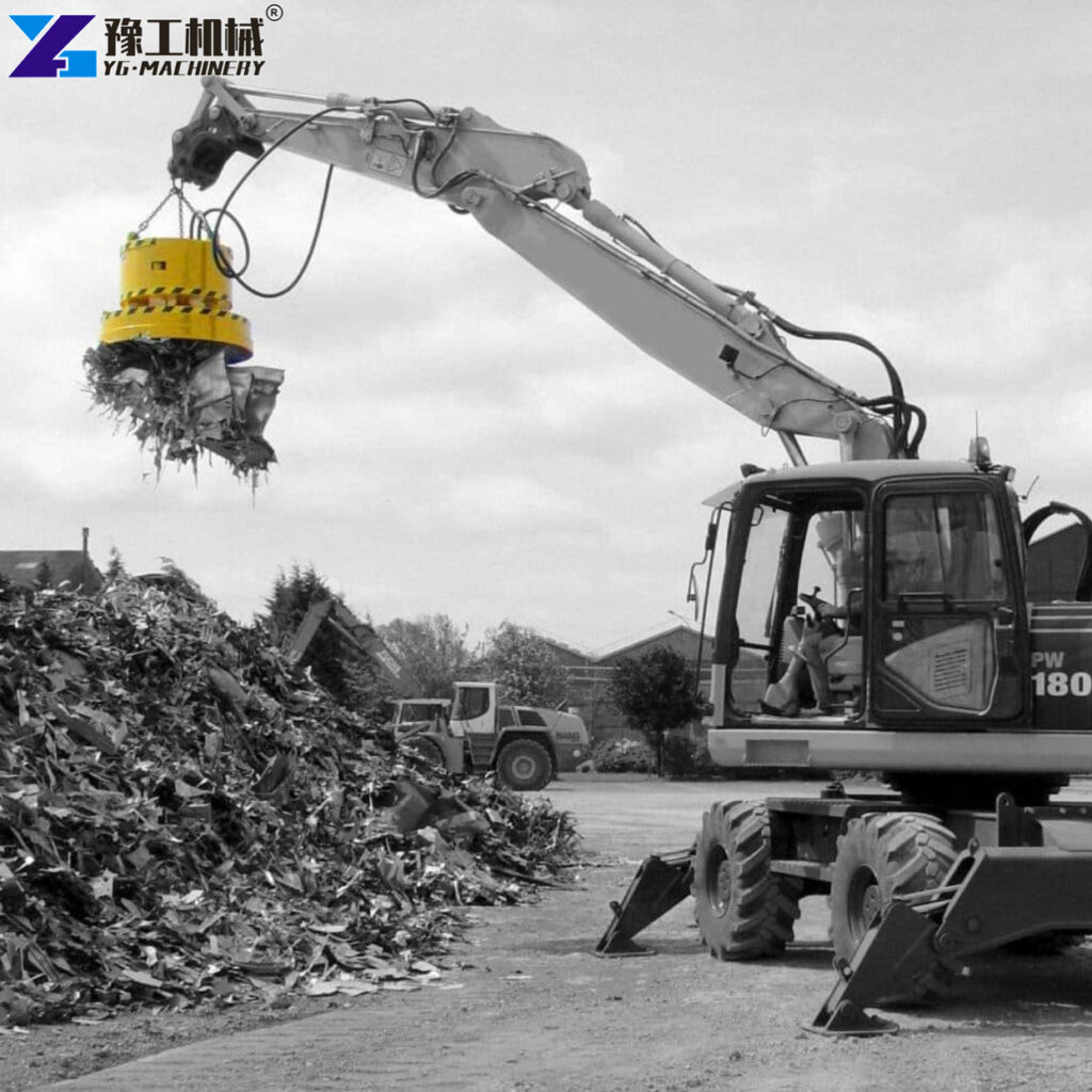Excavator Magnet Lifting Steel Scrap