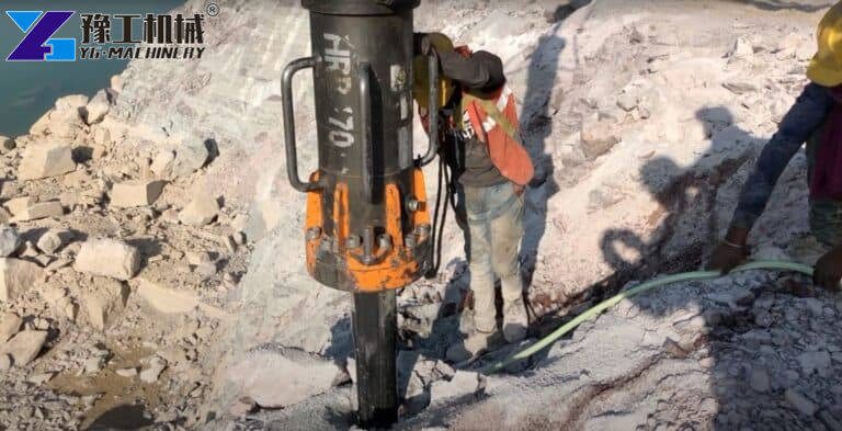 YG Team Testing Excavator Hydraulic Rock Splitter Before Delivery