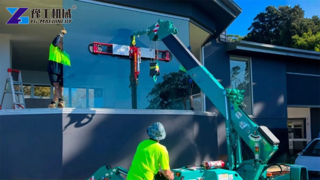 Mini Spider Crane Glass Installation