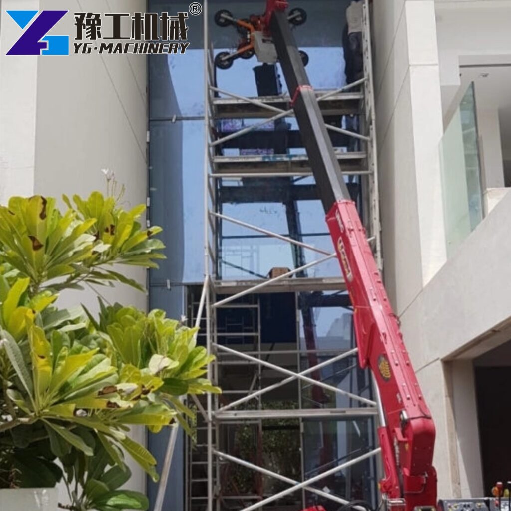 Spydercrane Mini Crawler Crane Working