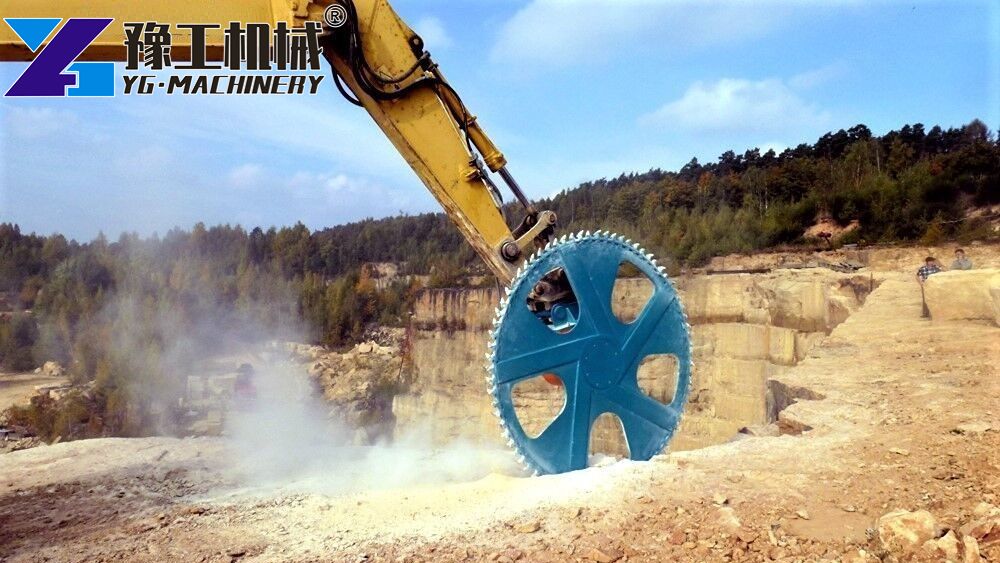 Concrete Cutting Excavator Attachment