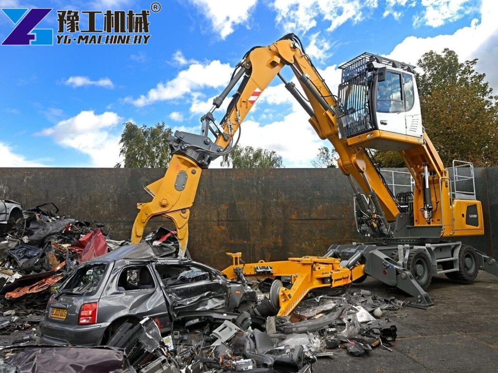 Scrap Car Dismantling Machine In Action